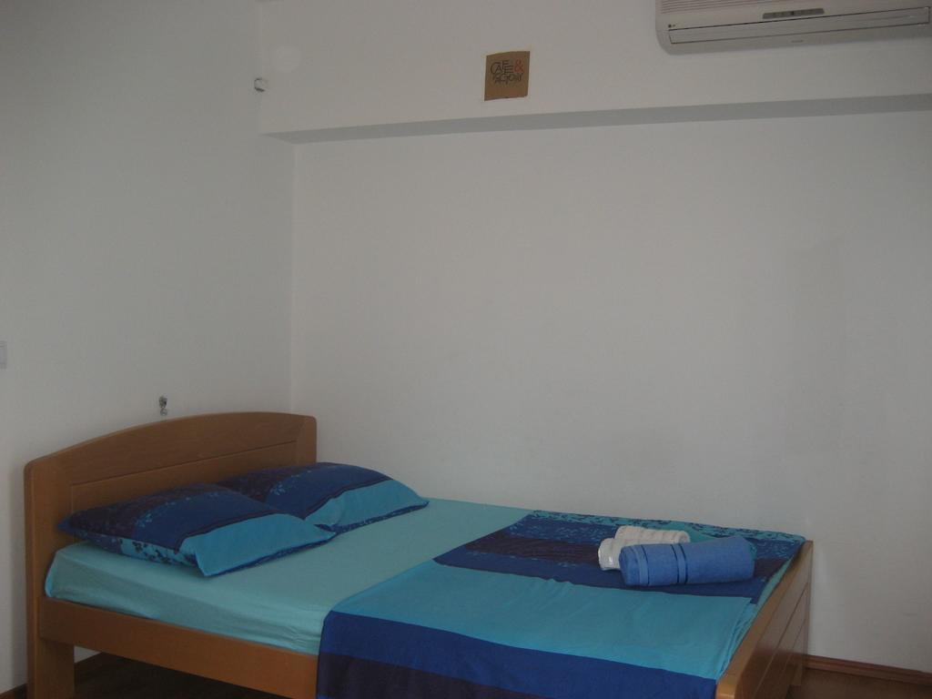 Apartment Aleksandar ติวัต ภายนอก รูปภาพ