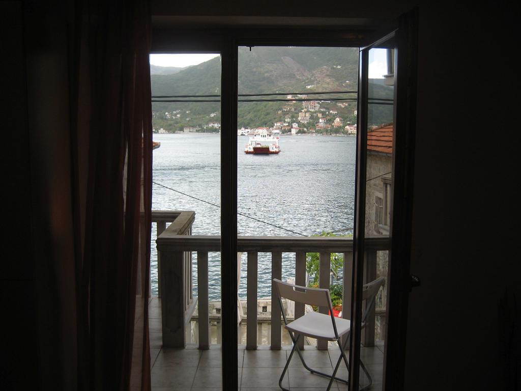 Apartment Aleksandar ติวัต ภายนอก รูปภาพ