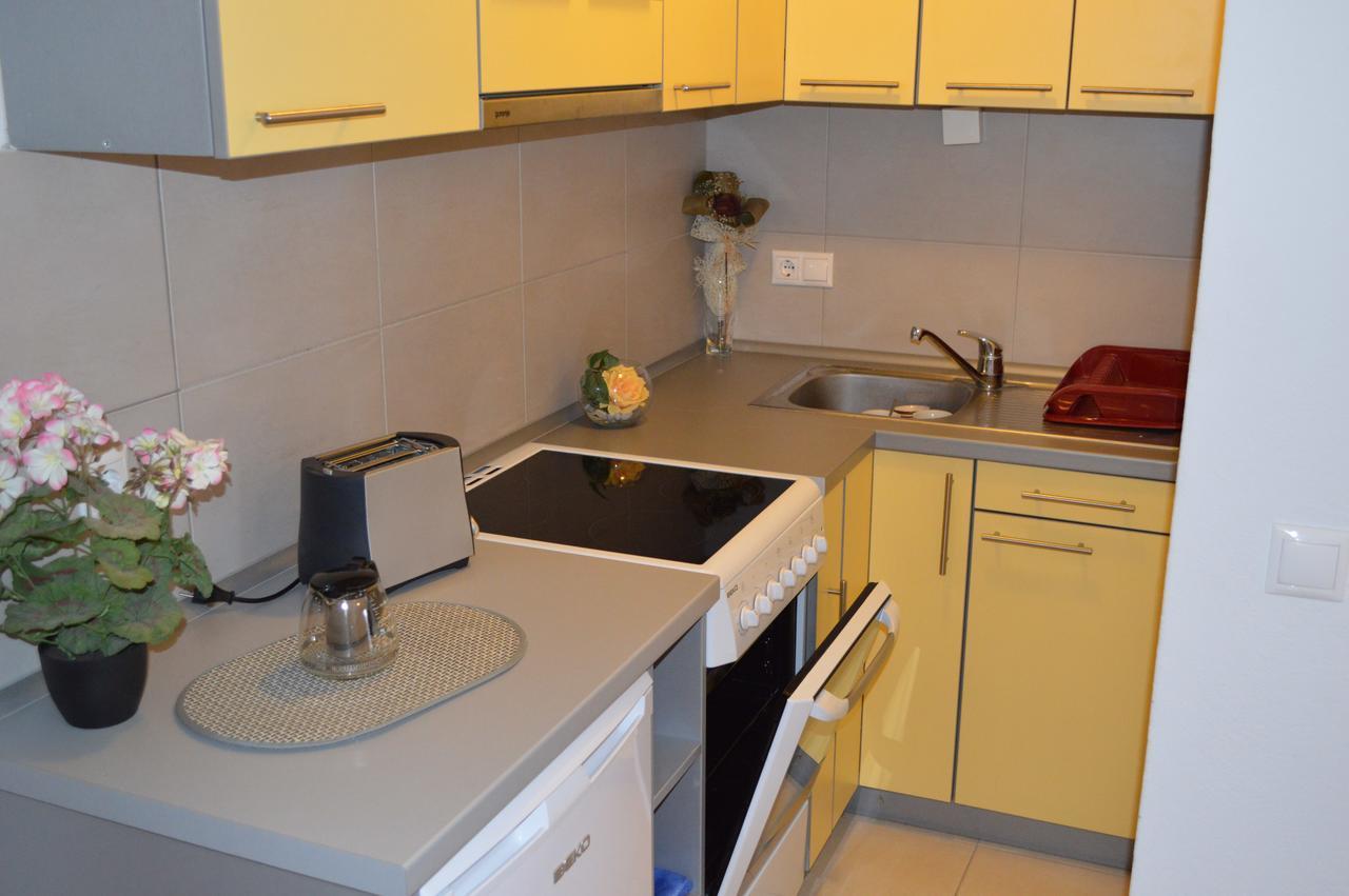 Apartment Aleksandar ติวัต ภายนอก รูปภาพ