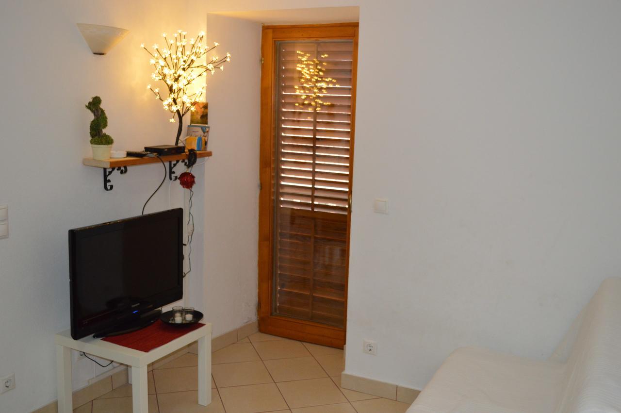 Apartment Aleksandar ติวัต ภายนอก รูปภาพ