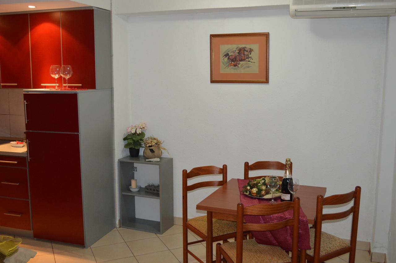Apartment Aleksandar ติวัต ภายนอก รูปภาพ