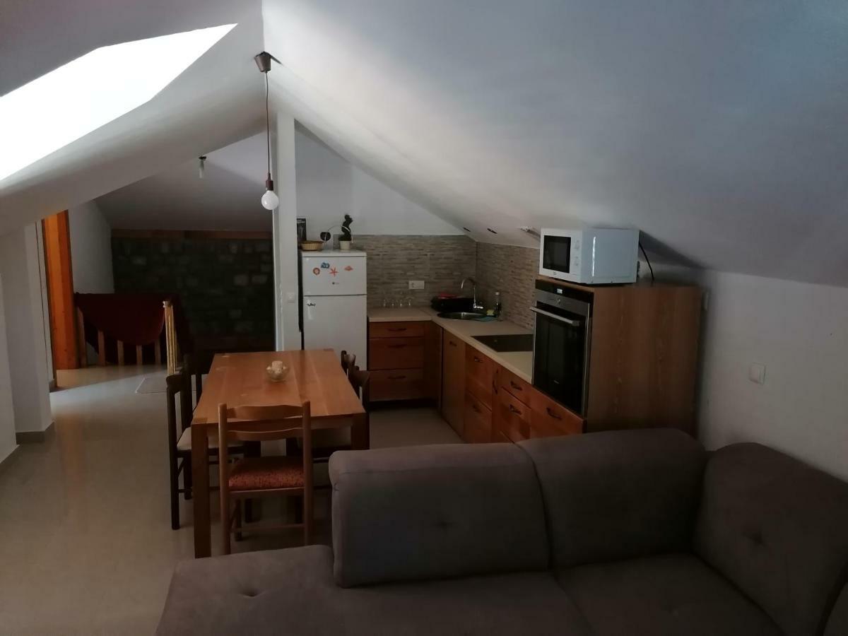 Apartment Aleksandar ติวัต ภายนอก รูปภาพ